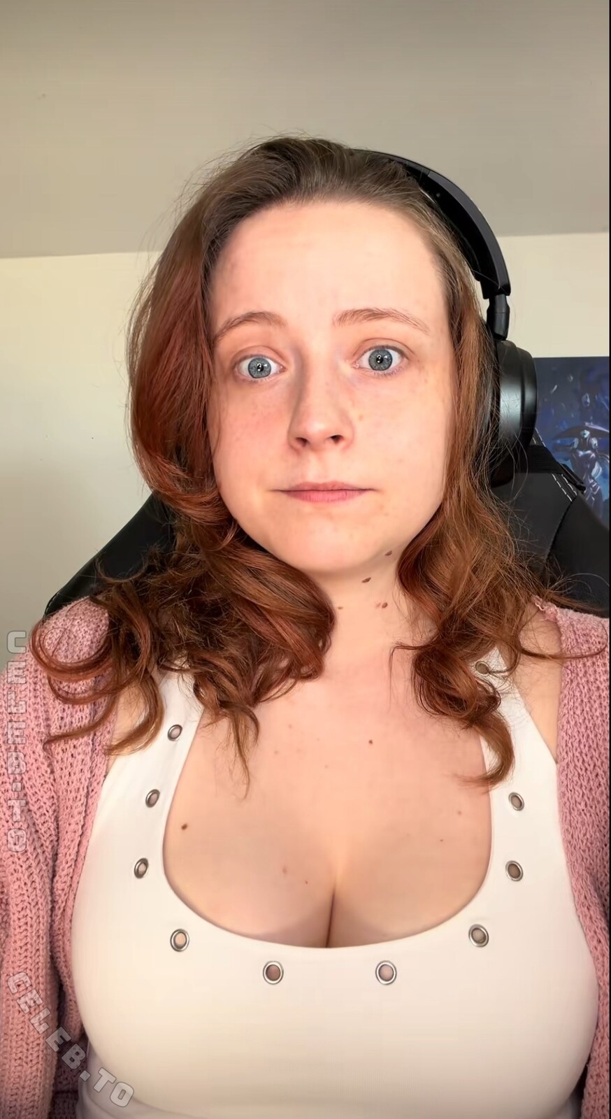 Twostonelol photo
