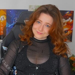 Twostonelol photo