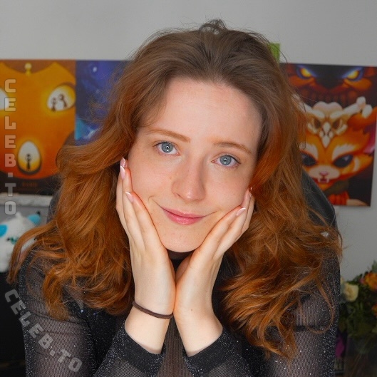 Twostonelol photo