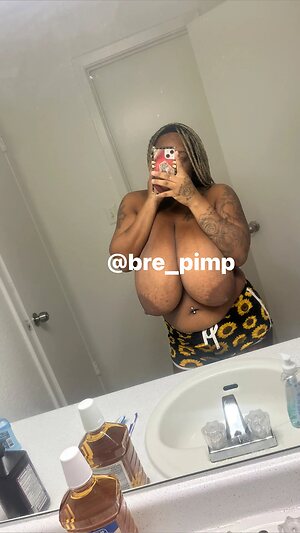 Tybresia Nude Leaked Photo #40