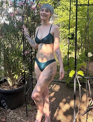 typicallylotti Nude Leaked Photo #12