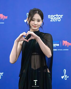 Tzuyu leaked photo #6