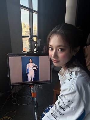Tzuyu leaked photo #42