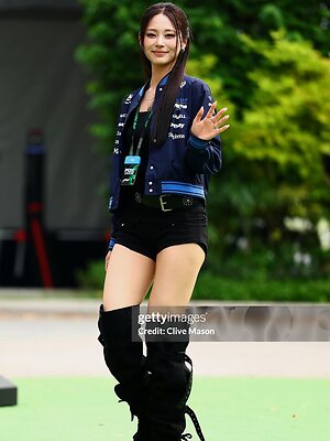Tzuyu leaked photo #68