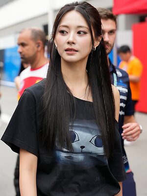 Tzuyu leaked photo #74