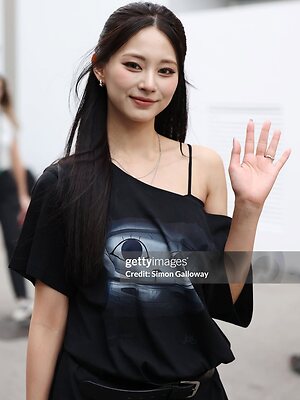 Tzuyu leaked photo #75