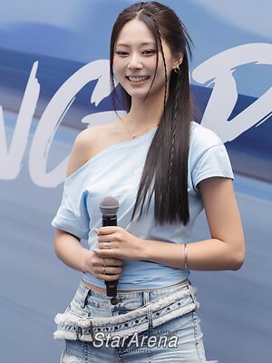 Chiu Chú-jû leaked photos