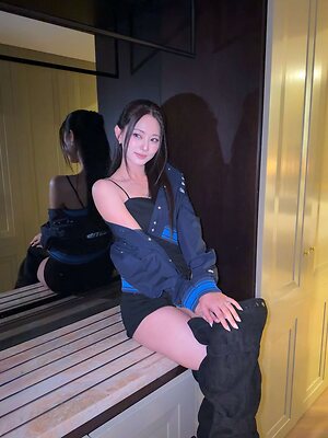 Tzuyu leaked photo #94