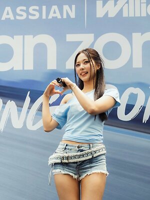 Tzuyu leaked photo #97
