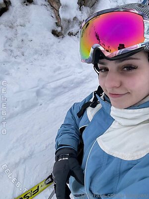 U-lucyuwu Nude Leaked Photo #97