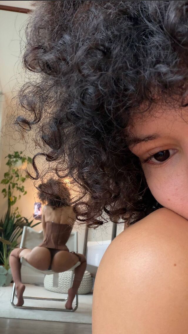 Uhhliar leaked photos