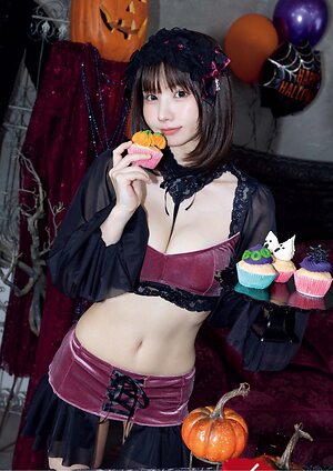 Umi Shinonome leaked photo #24