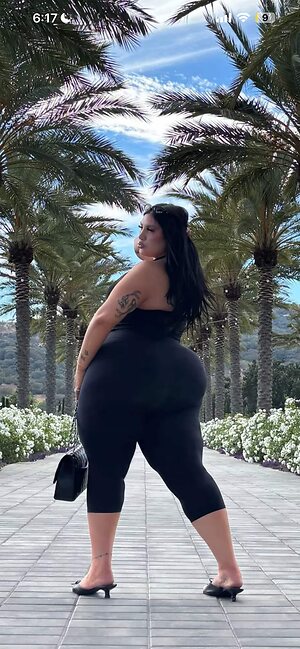@urfavbbw__96 leaked photo #6