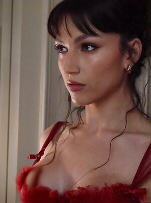 Ursula Corbero leaked photo #5