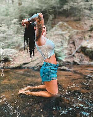 Vaja91 / Vanessa_Janine91 Nude Leaked Photo #2