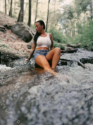 Vaja91 / vanessa_janine91 Nude Leaked Photo #17