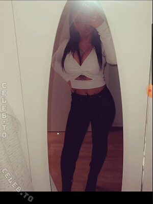 Vaja91 / vanessa_janine91 Nude Leaked Photo #56