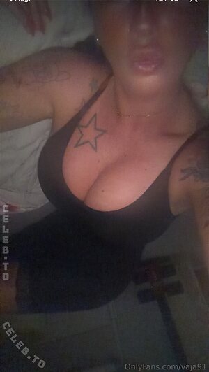 Vaja91 / vanessa_janine91