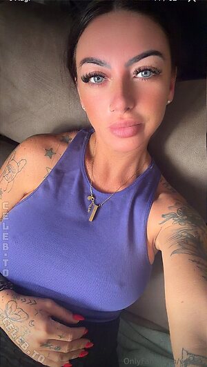 Vaja91 / vanessa_janine91 photo