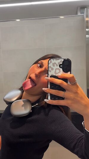 Valeenerea leaked photo #6