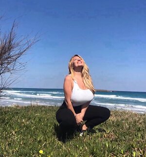 Valentina B. leaked photo #14