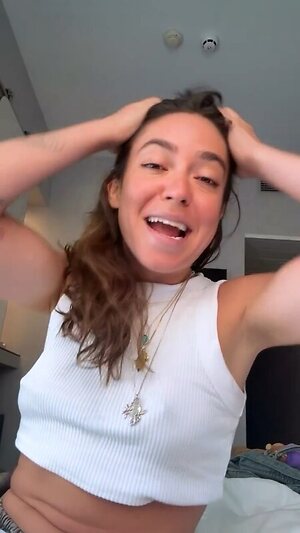 Valentina Bandeira leaked photo #9