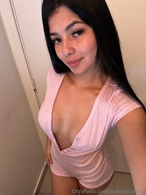 Valeria_castyc leaked photo #7