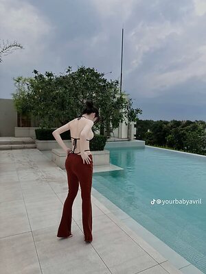 Valerie Avril leaked photo #5