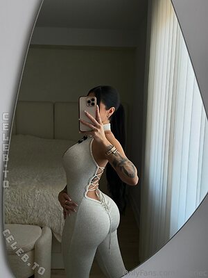 Valerie Cossette leaked photo #382