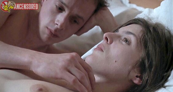 Valerie Donzelli Nude Leaked Photo #37