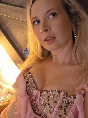 Valeriya ASMR