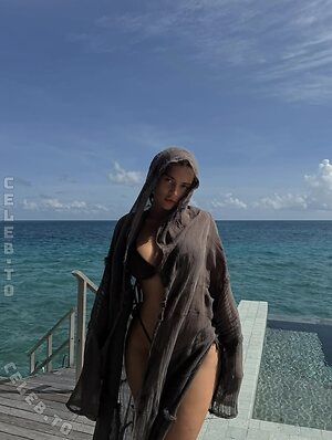 Valeriya Bearwolf Nude Leaked Photo #4