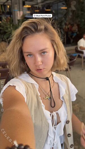 valeriyastill photo