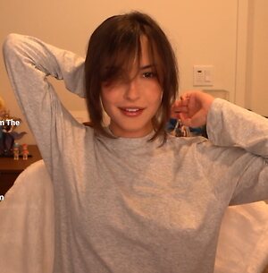 valkyrae assistant leaked photo #20