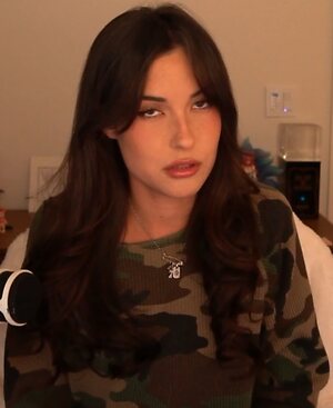 valkyrae assistant leaked photo #22
