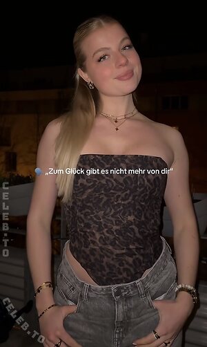 Vallixpauline Nude Leaked Photo #17