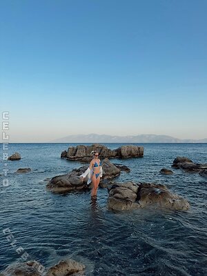 Vallixpauline leaked photo #102