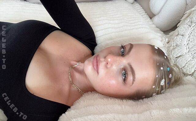 Vallixpauline leaked photos