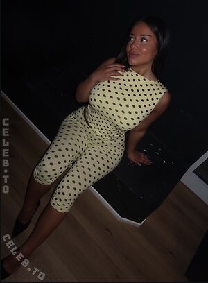 valonaash Nude Leaked Photo #110