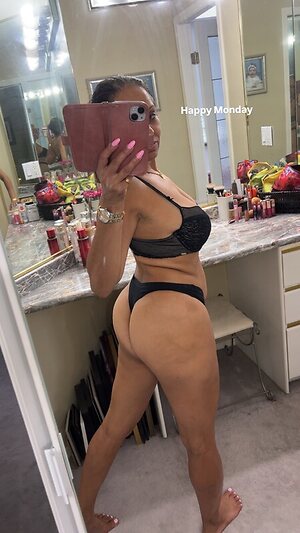 Vancitymami leaked photo #27