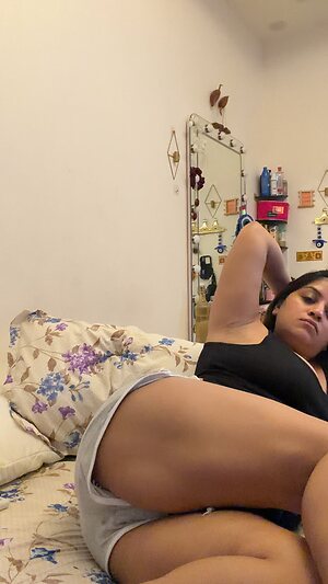 Vandana Pathak leaked photo #13
