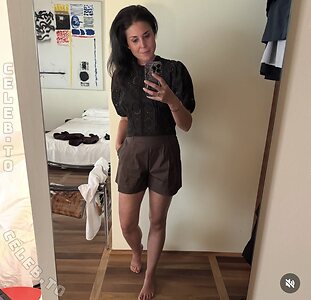 Vanessa Blumhagen photo