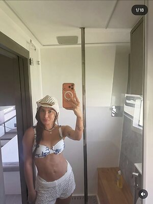 Vanessa Duarte Souza leaked photo #10