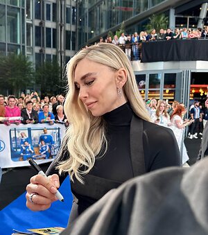 Vanessa Kirby leaked photo #11