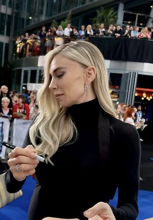Vanessa Kirby leaked photo #13