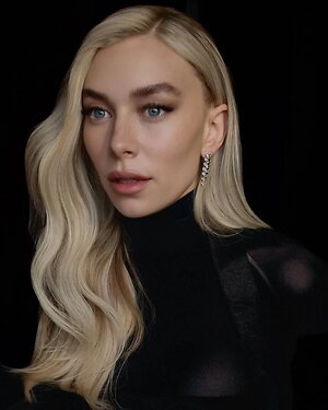 Vanessa Kirby leaked photo #34