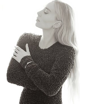 Vanessa Kirby leaked photo #59