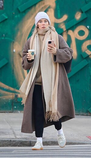 Vanessa Kirby leaked photo #110
