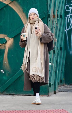 Vanessa Kirby leaked photo #113