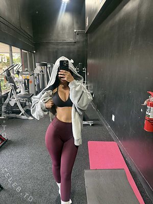 Vanessa Legrow Nude Leaked Photo #5